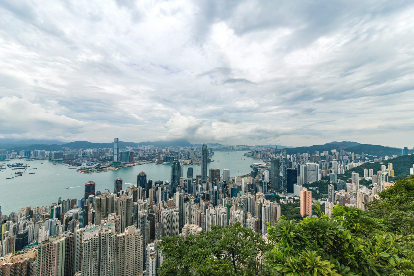 view frong hong kong the peak neighborhood